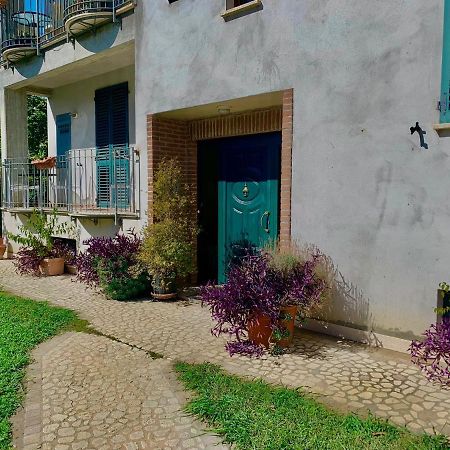 Casa Del Giardino Bright Apartment บัสตียาอุมบรา ภายนอก รูปภาพ