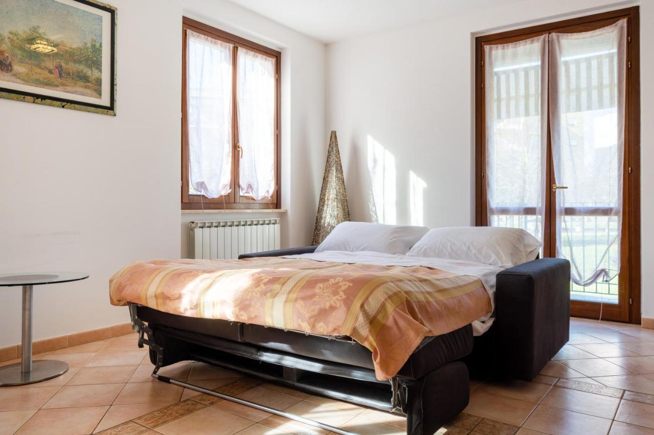 Casa Del Giardino Bright Apartment บัสตียาอุมบรา ภายนอก รูปภาพ